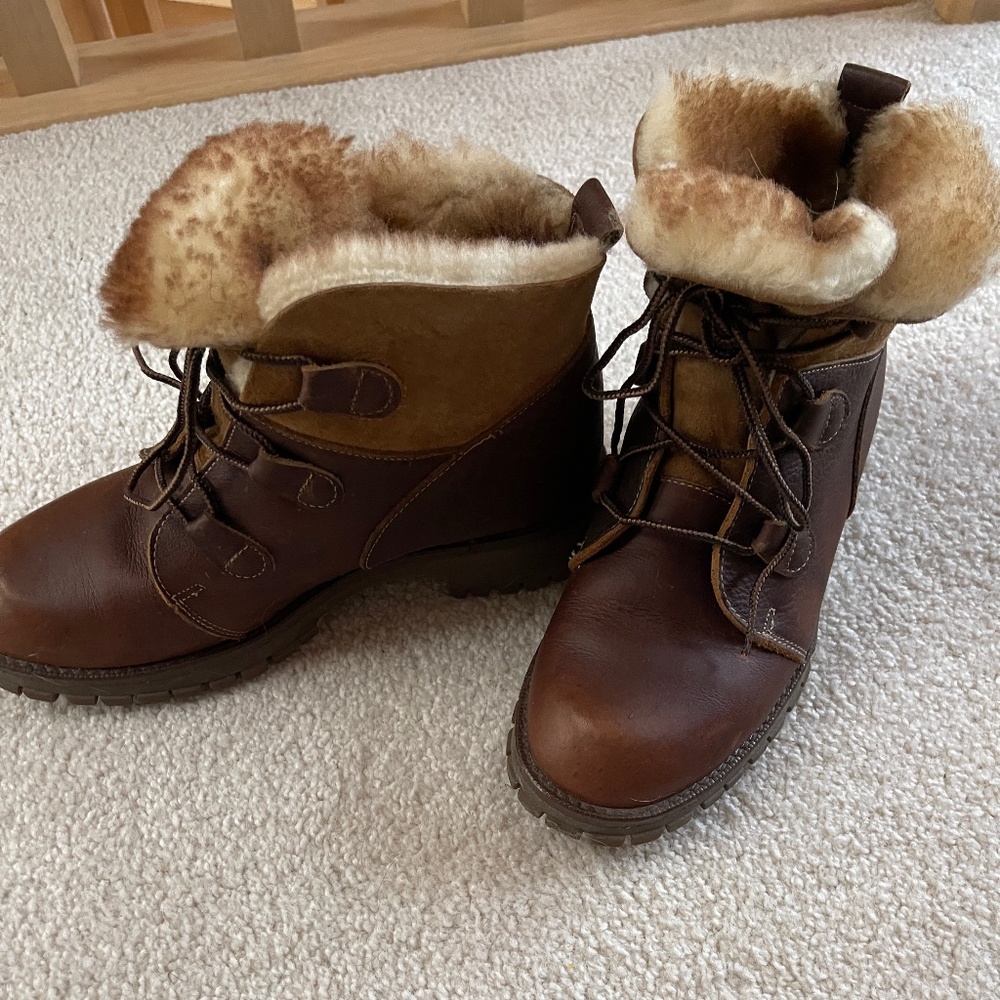 Don Diego Vail Sheepskin Ankle Boot